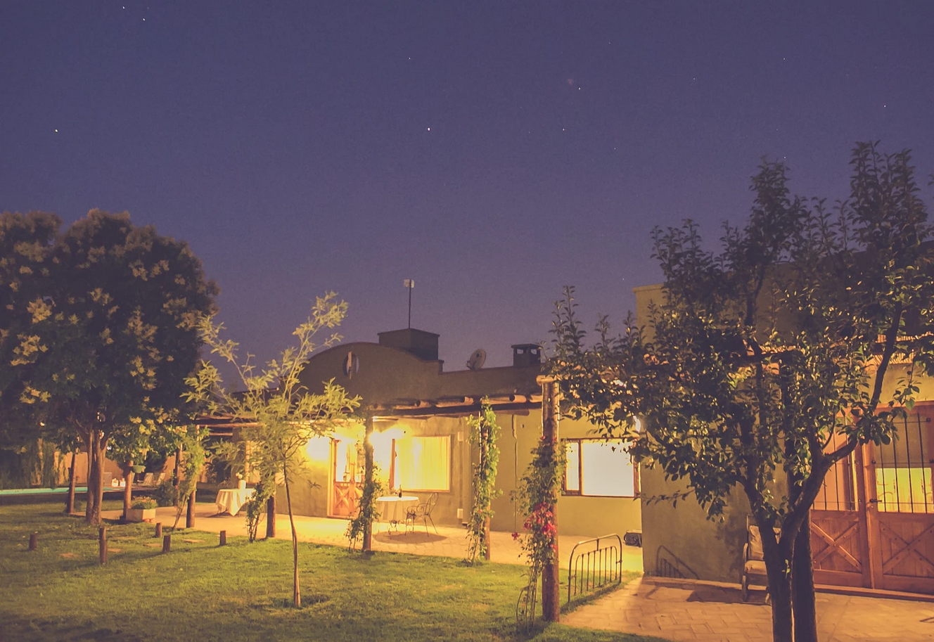 Screenshot 2025-05-21 at 23-36-35 hero.webp (Imagen WEBP 1425 × 980 pixels) - Escala (74%)